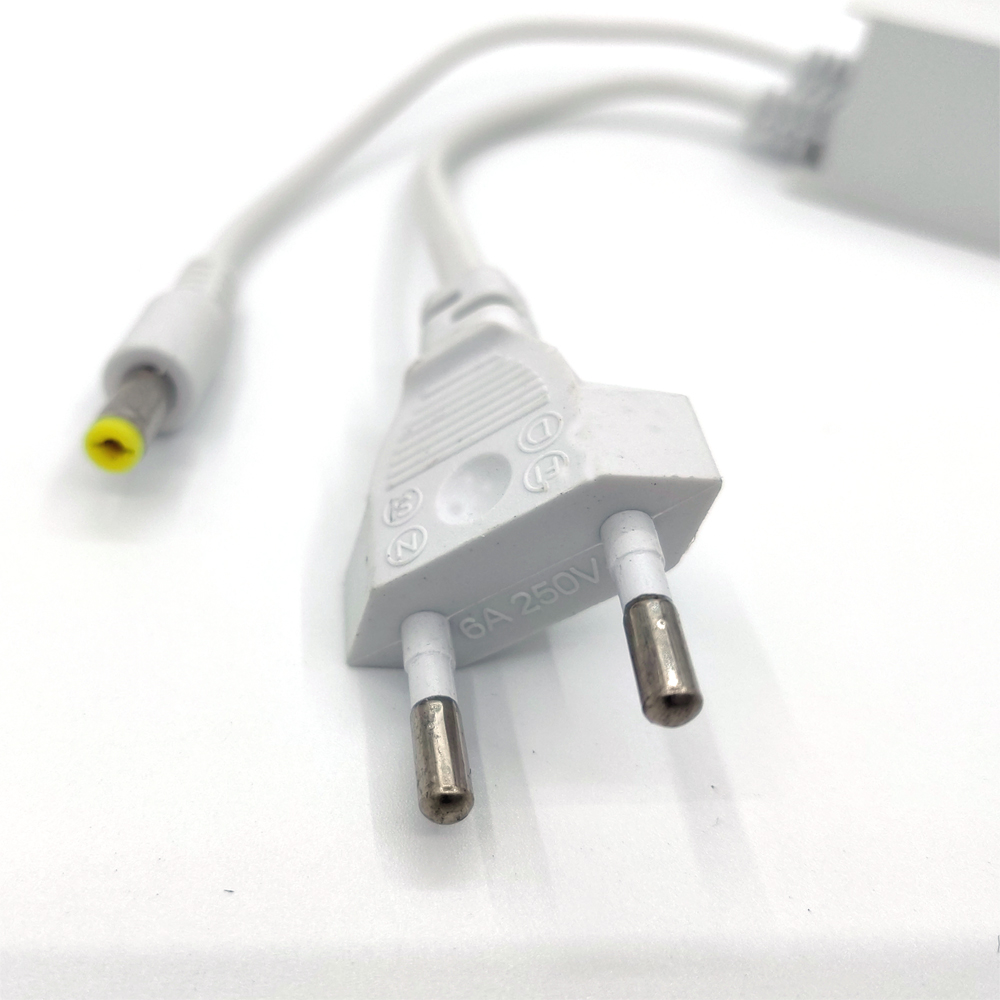White AC 100-240V Input DC 12V - đánh giá và giá Outdoor Power Plug In